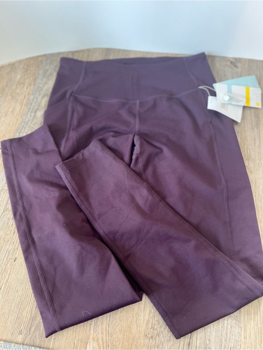 Women’s Zella High-Rise Athletic Leggings in Deep Plum medium NWT
